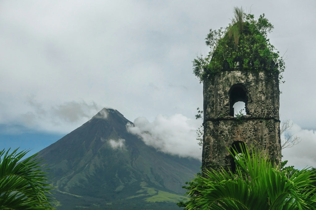 Philippines Three Volcanoes Adventure 4 Days | Manila · Taal · Mt. Pinatubo · Legazpi · Mt. Mayon